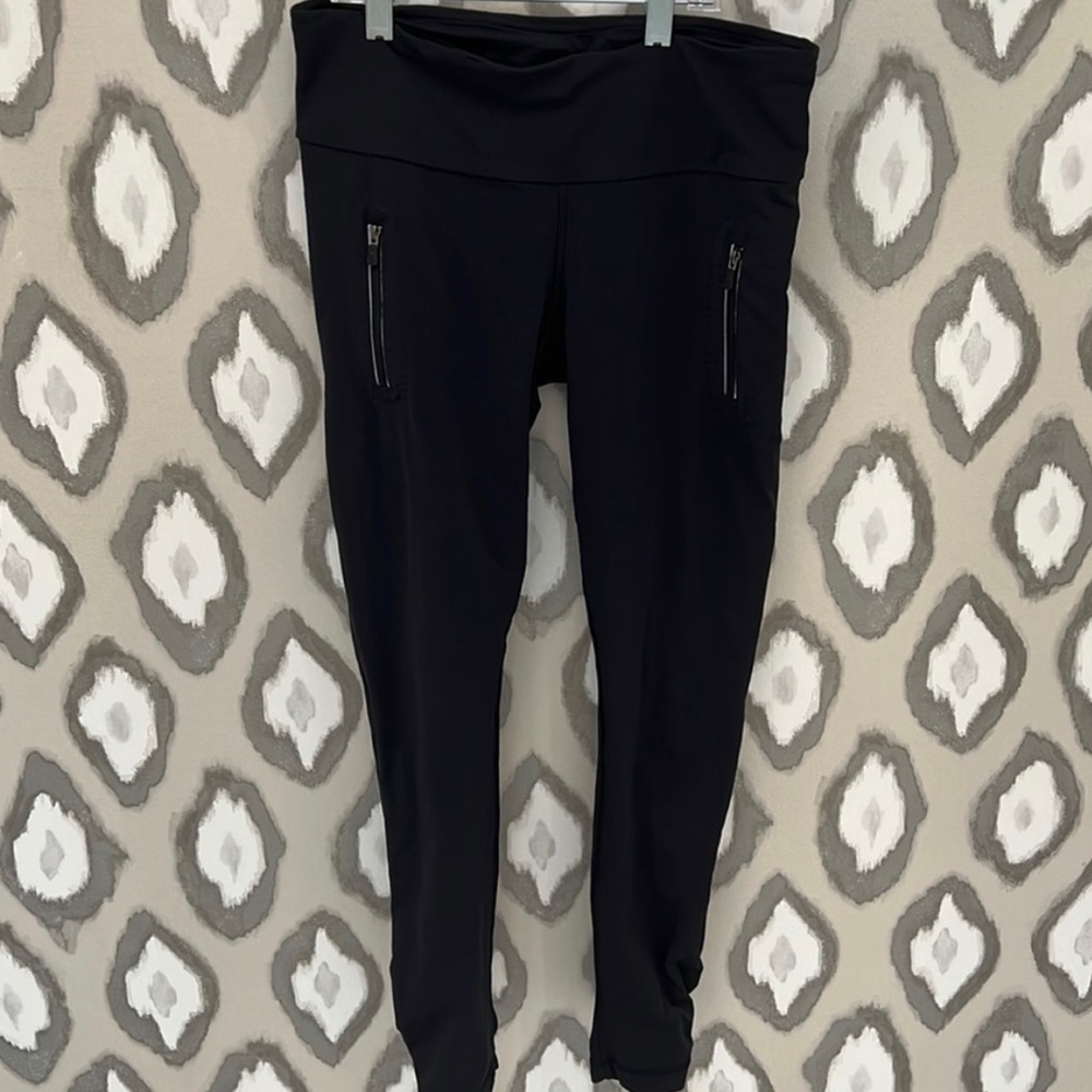 black lululemon leggings with zippers